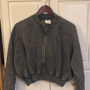 Gray Cropped Zip-Up Sweatshirt